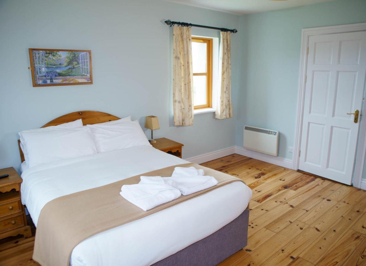 Dingle Courtyard Cottages 4 Bed By Trident Holiday Homes Экстерьер фото